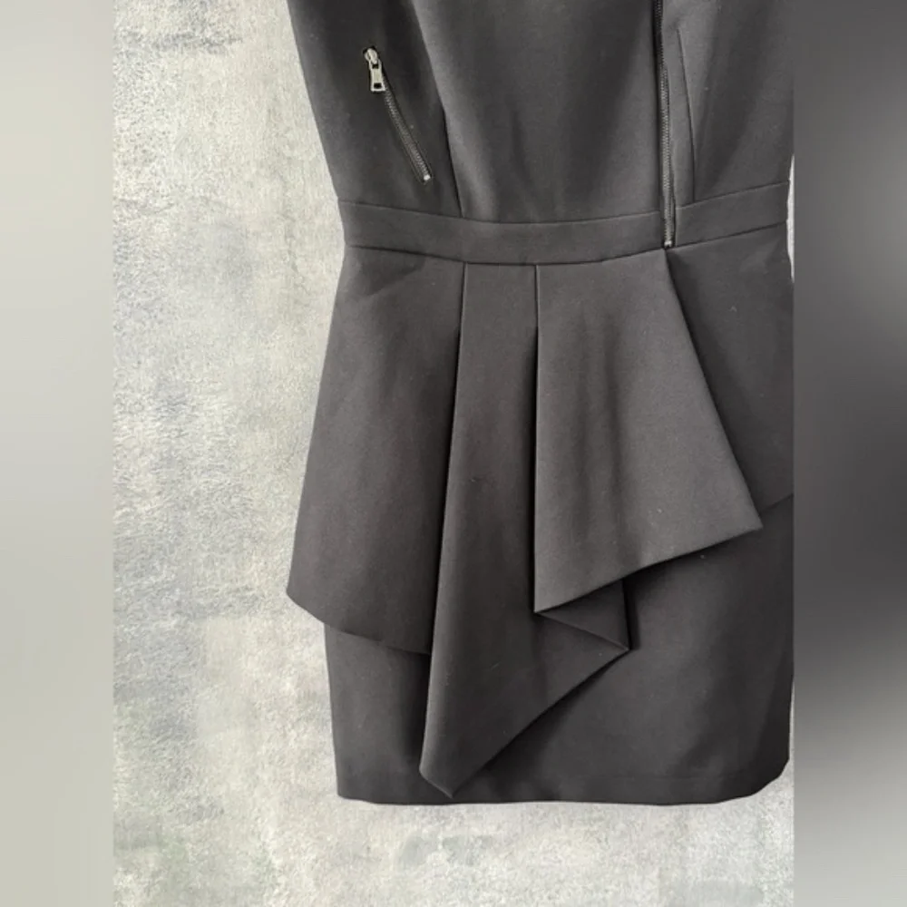 BCBGMaxAzria Black Mini Dress Size 0 or 2 sleeveless - Picture 6 of 6